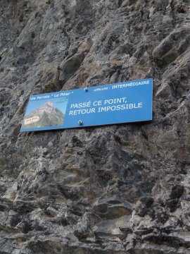Cartello alla base della parte difficile (34355 bytes)